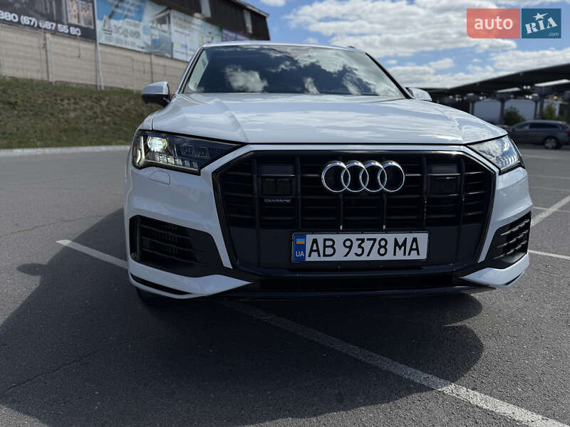 Позашляховик / Кросовер Audi Q7 2020 в Вінниці