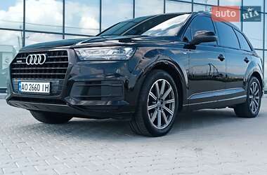 Позашляховик / Кросовер Audi Q7 2017 в Хусті