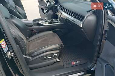 Внедорожник / Кроссовер Audi Q7 2017 в 