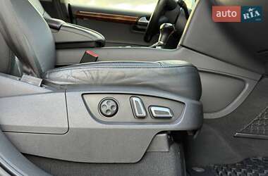 Внедорожник / Кроссовер Audi Q7 2014 в 