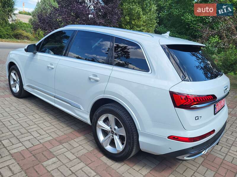 Внедорожник / Кроссовер Audi Q7 2022 в Запорожье