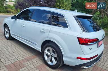 Внедорожник / Кроссовер Audi Q7 2022 в 