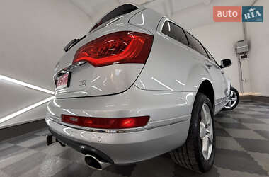 Внедорожник / Кроссовер Audi Q7 2013 в 