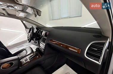 Внедорожник / Кроссовер Audi Q7 2013 в 