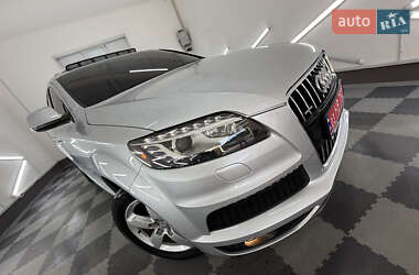Внедорожник / Кроссовер Audi Q7 2013 в 