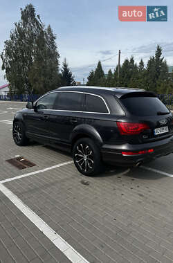 Внедорожник / Кроссовер Audi Q7 2007 в 