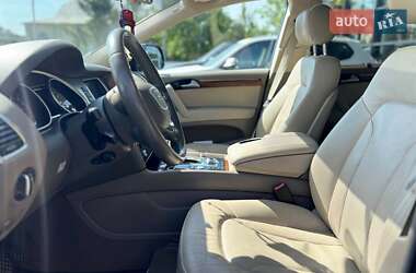 Внедорожник / Кроссовер Audi Q7 2014 в 