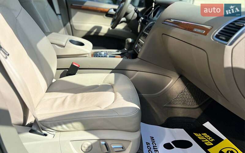 Позашляховик / Кросовер Audi Q7 2014 в Івано-Франківську
