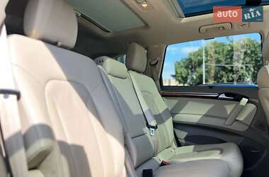 Внедорожник / Кроссовер Audi Q7 2014 в 