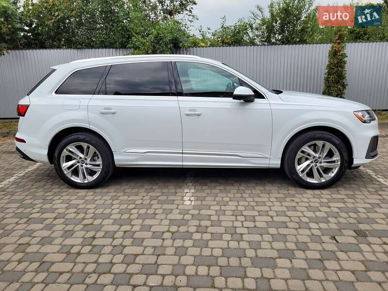 Внедорожник / Кроссовер Audi Q7 2020 в Ивано-Франковске