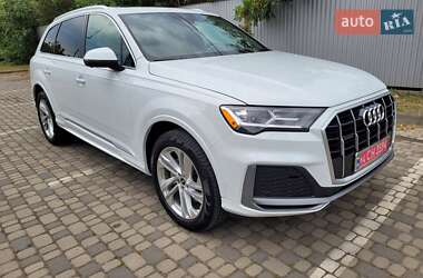 Внедорожник / Кроссовер Audi Q7 2020 в 