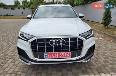 Внедорожник / Кроссовер Audi Q7 2020 в 