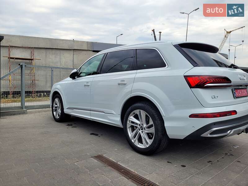 Внедорожник / Кроссовер Audi Q7 2020 в Ивано-Франковске