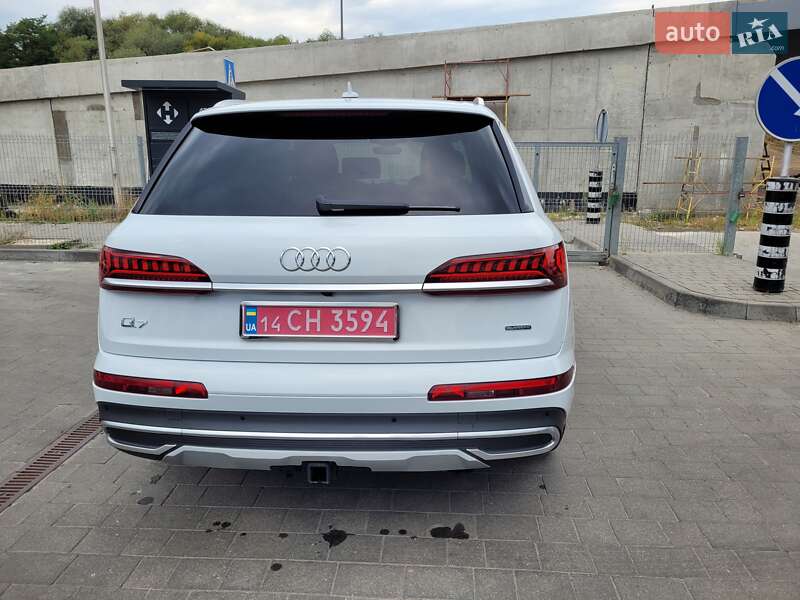 Внедорожник / Кроссовер Audi Q7 2020 в Ивано-Франковске