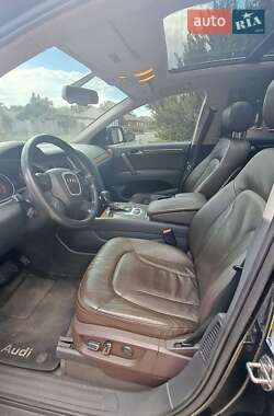 Внедорожник / Кроссовер Audi Q7 2011 в 
