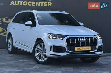 Внедорожник / Кроссовер Audi Q7 2023 в 