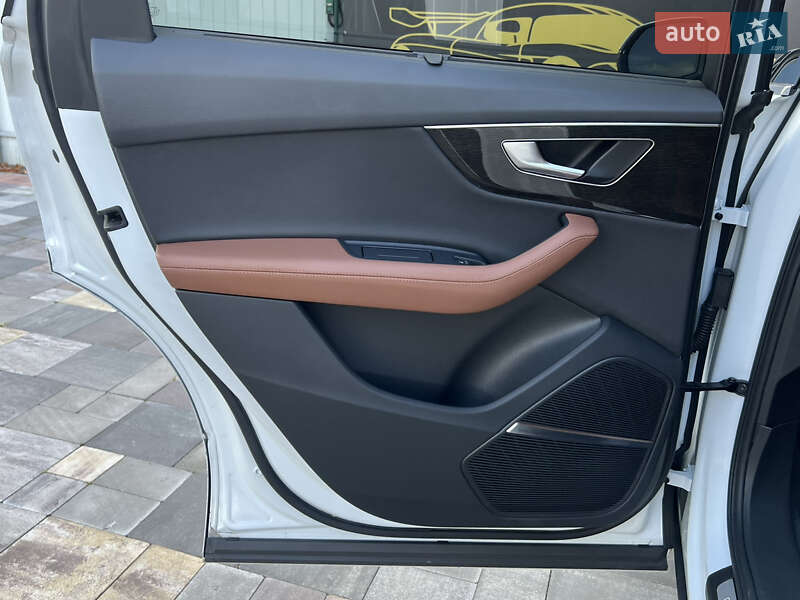Позашляховик / Кросовер Audi Q7 2023 в Києві фото 15 Позашляховик / Кросовер Audi Q7 2023 в Києві