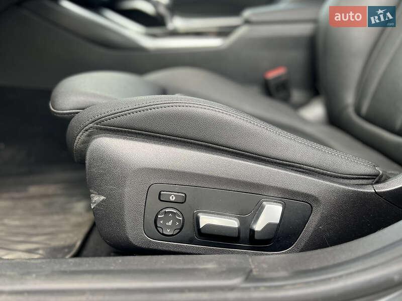 Позашляховик / Кросовер Audi Q7 2023 в Києві фото 28 Позашляховик / Кросовер Audi Q7 2023 в Києві