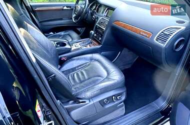 Внедорожник / Кроссовер Audi Q7 2010 в 