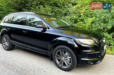 Внедорожник / Кроссовер Audi Q7 2010 в 