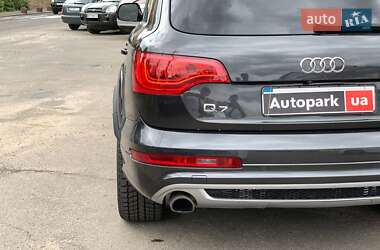 Внедорожник / Кроссовер Audi Q7 2013 в 