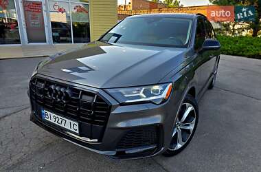 Внедорожник / Кроссовер Audi Q7 2020 в 