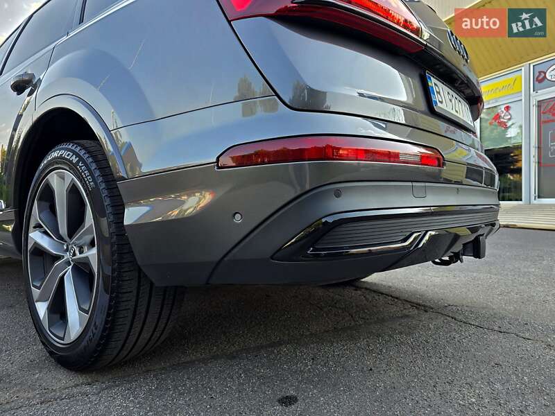 Позашляховик / Кросовер Audi Q7 2020 в Полтаві