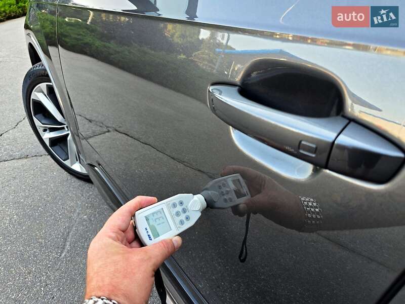 Позашляховик / Кросовер Audi Q7 2020 в Полтаві