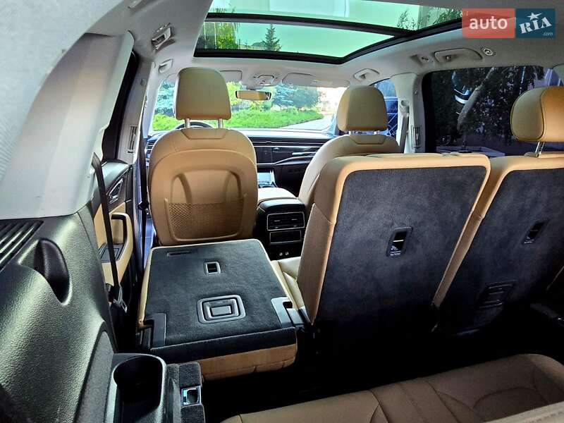 Позашляховик / Кросовер Audi Q7 2020 в Полтаві