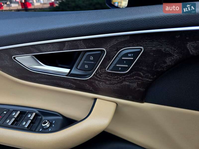 Позашляховик / Кросовер Audi Q7 2020 в Полтаві