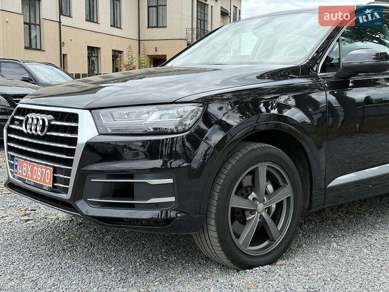 Позашляховик / Кросовер Audi Q7 2016 в Стрию