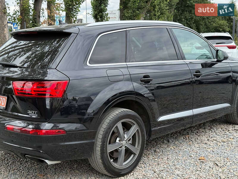 Позашляховик / Кросовер Audi Q7 2016 в Стрию