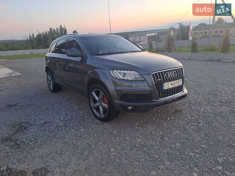 Внедорожник / Кроссовер Audi Q7 2011 в 