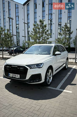 Позашляховик / Кросовер Audi Q7 2018 в Києві