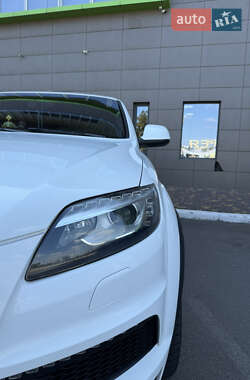 Внедорожник / Кроссовер Audi Q7 2011 в 