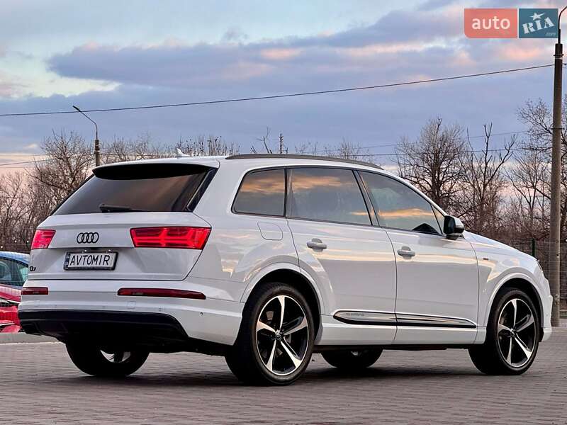 Внедорожник / Кроссовер Audi Q7 2018 в Запорожье фото 15 Внедорожник / Кроссовер Audi Q7 2018 в Запорожье