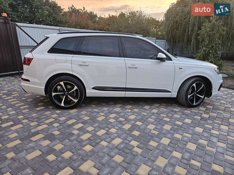Внедорожник / Кроссовер Audi Q7 2018 в Запорожье фото 19 Внедорожник / Кроссовер Audi Q7 2018 в Запорожье