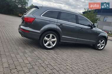 Внедорожник / Кроссовер Audi Q7 2013 в 