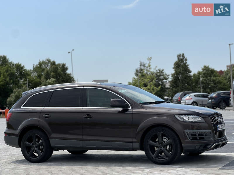 Внедорожник / Кроссовер Audi Q7 2010 в Ровно