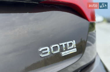 Позашляховик / Кросовер Audi Q7 2010 в 