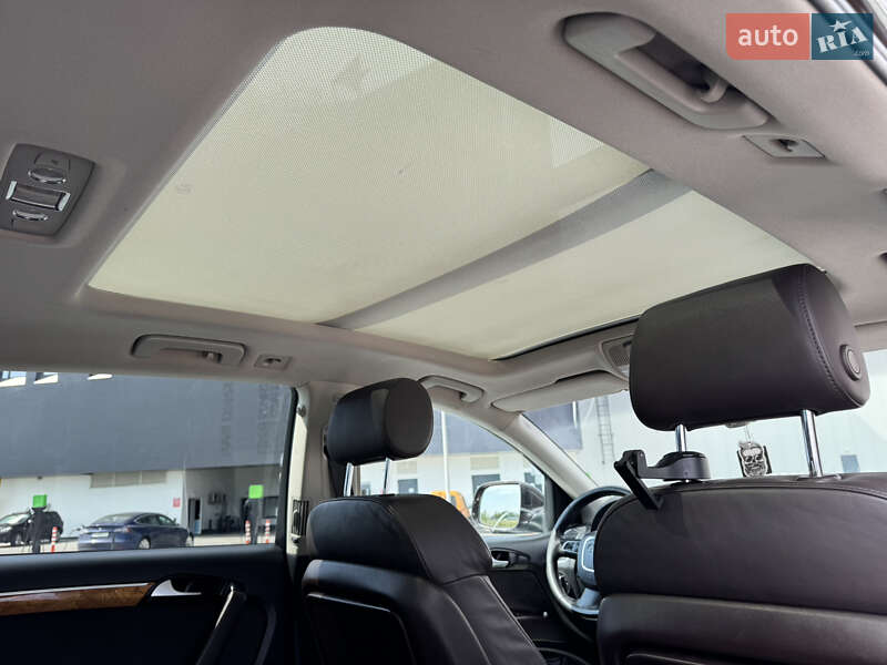 Внедорожник / Кроссовер Audi Q7 2010 в Ровно