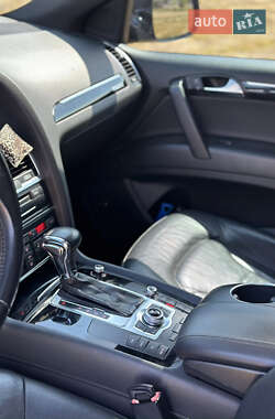 Внедорожник / Кроссовер Audi Q7 2011 в 