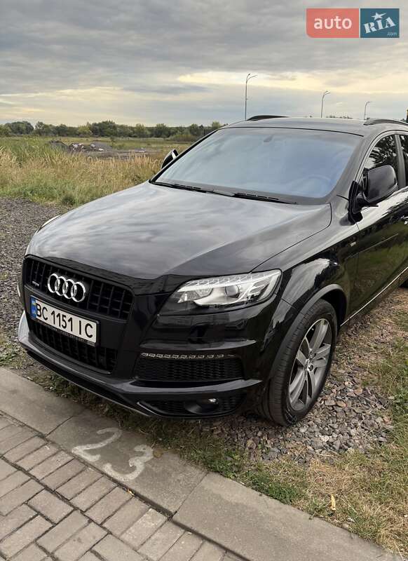 Внедорожник / Кроссовер Audi Q7 2011 в 