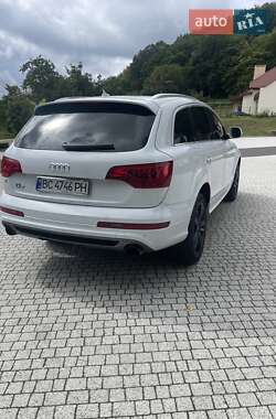 Внедорожник / Кроссовер Audi Q7 2013 в 