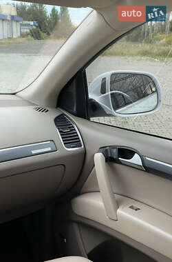 Внедорожник / Кроссовер Audi Q7 2013 в 