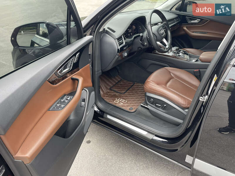 Позашляховик / Кросовер Audi Q7 2019 в Харкові фото 16 Позашляховик / Кросовер Audi Q7 2019 в Харкові