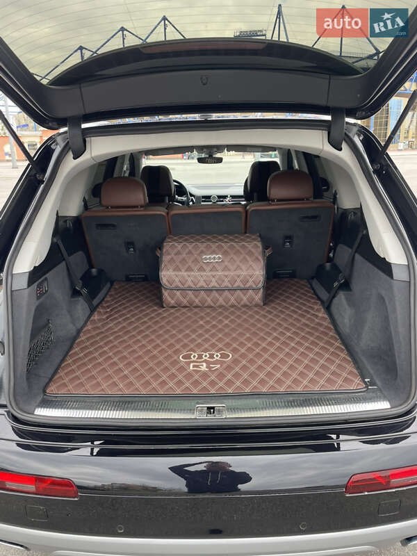 Позашляховик / Кросовер Audi Q7 2019 в Харкові фото 27 Позашляховик / Кросовер Audi Q7 2019 в Харкові