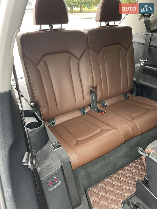 Позашляховик / Кросовер Audi Q7 2019 в Харкові фото 35 Позашляховик / Кросовер Audi Q7 2019 в Харкові