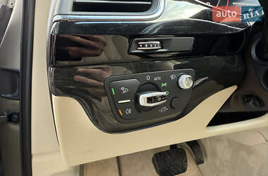 Внедорожник / Кроссовер Audi Q7 2017 в 