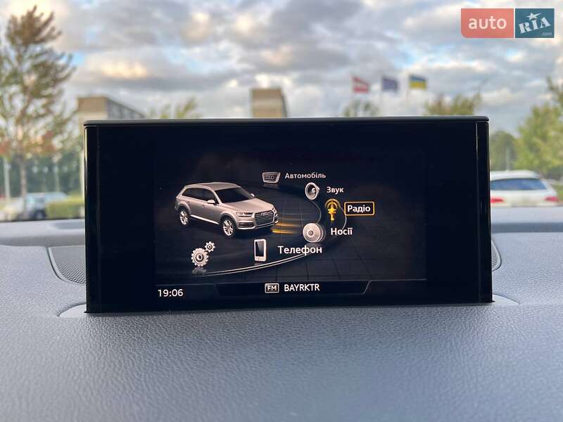Внедорожник / Кроссовер Audi Q7 2017 в Киеве